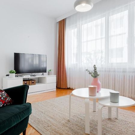 Gorgeous Apartment With Central Location In Sisli İstanbul Dış mekan fotoğraf
